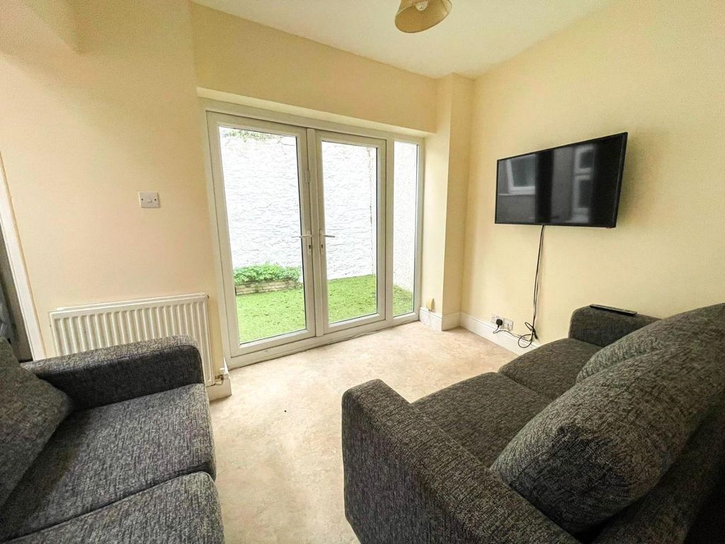 Property photo 3 of 8 1 Regent1.Jpg