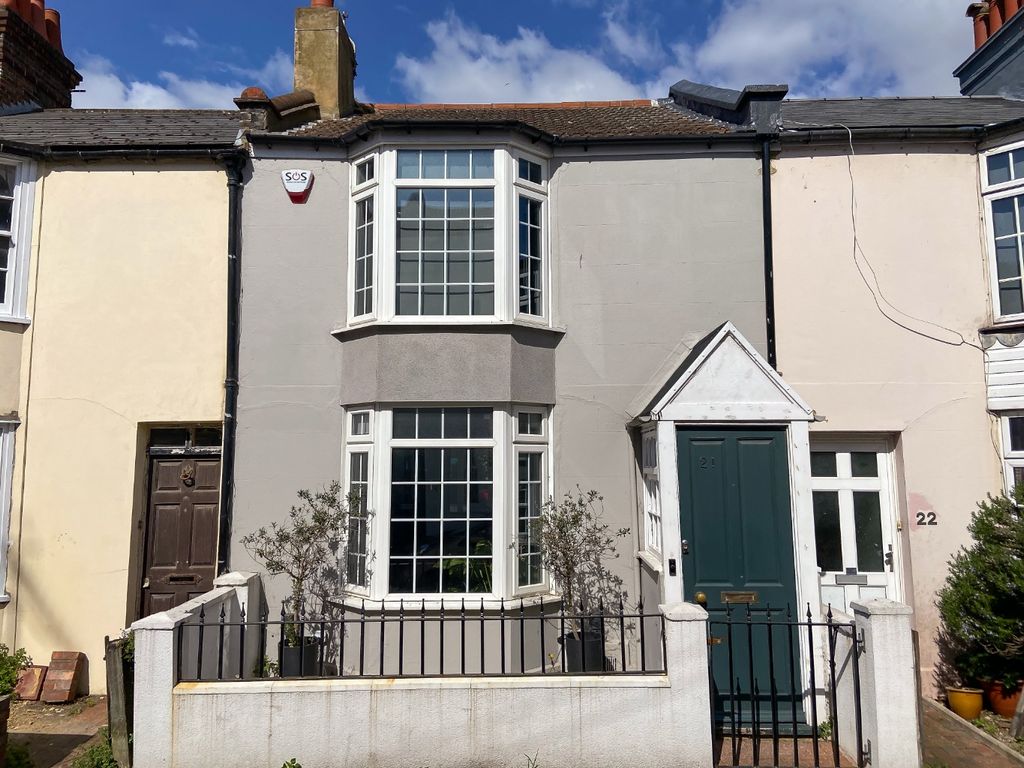 Property photo 3 of 16 4148565