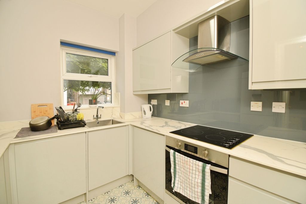 Property photo 2 of 16 Photo