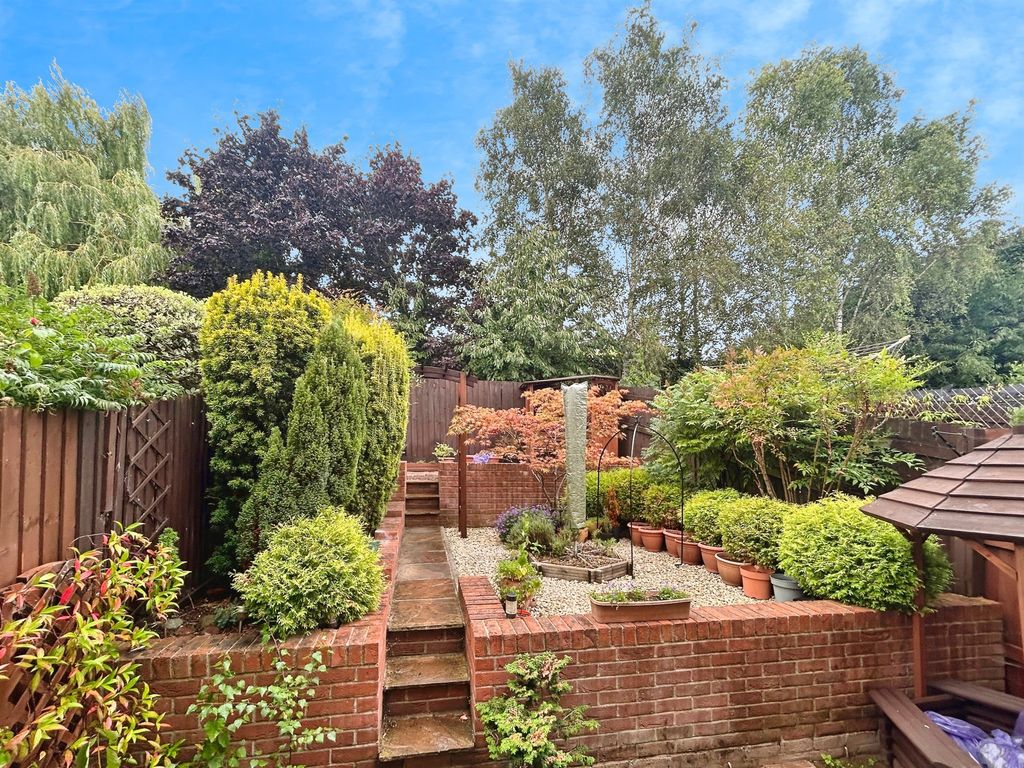 Property photo 2 of 22