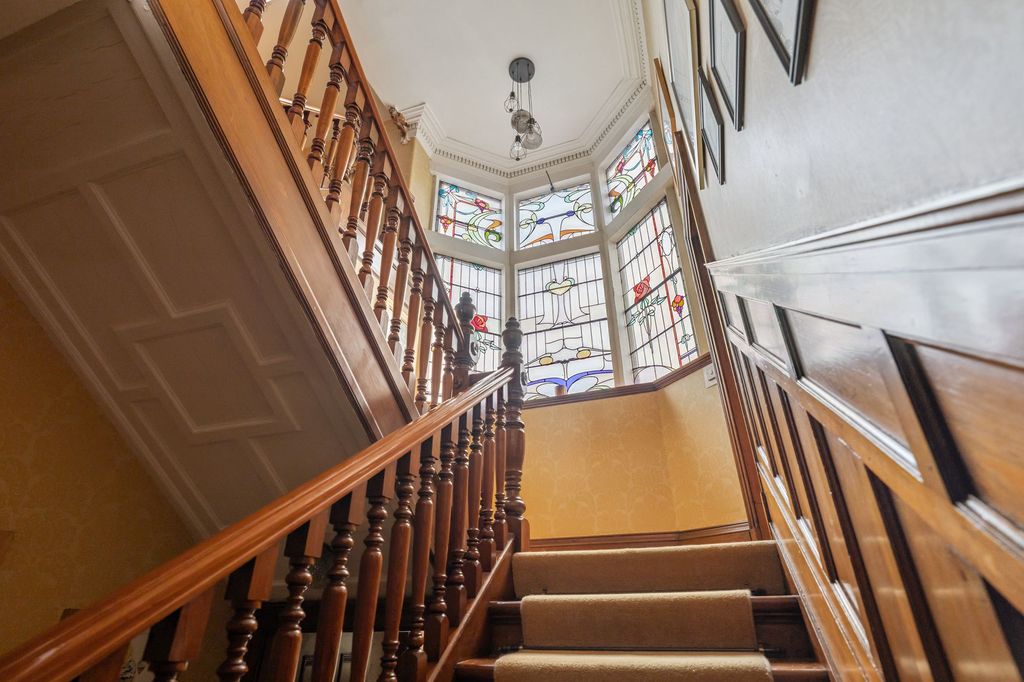Additional image 19 of 5 bed detached house for sale17 Monreith Road, Newlands, Glasgow G43