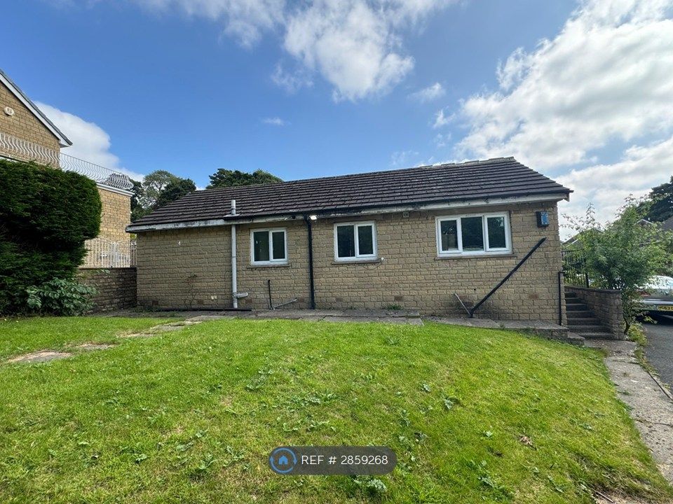 Property photo 3 of 35