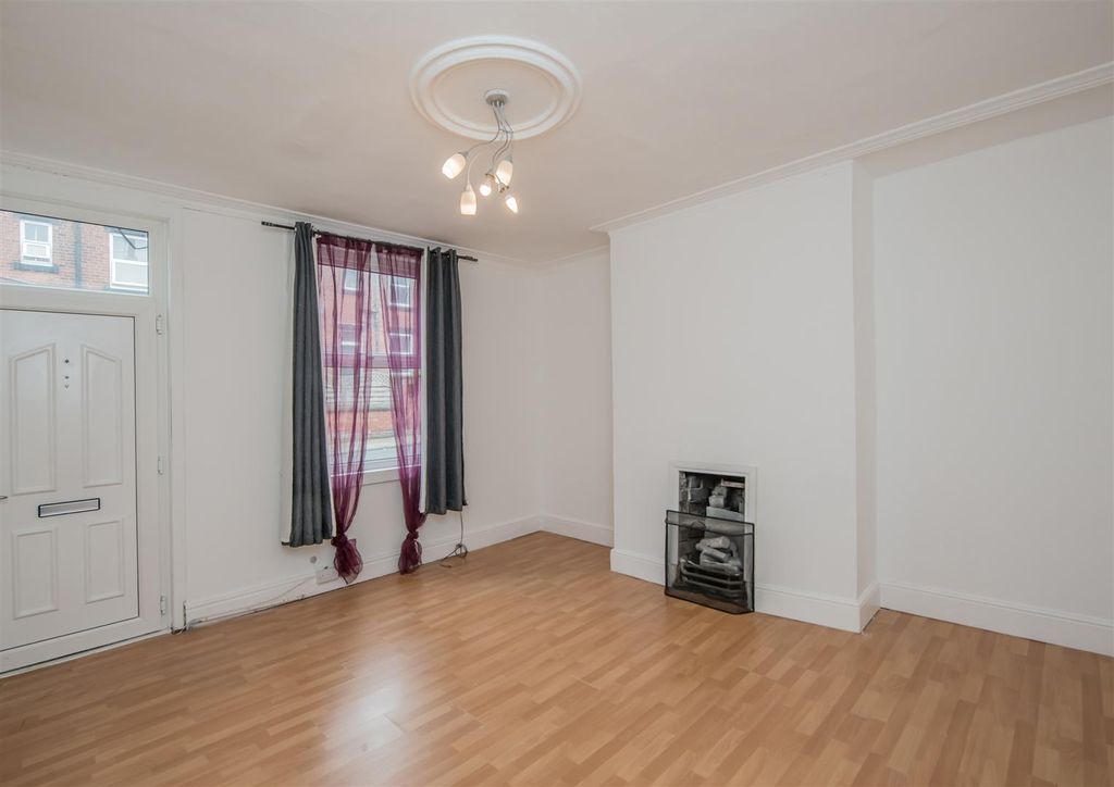 Property photo 2 of 14 Living Room: