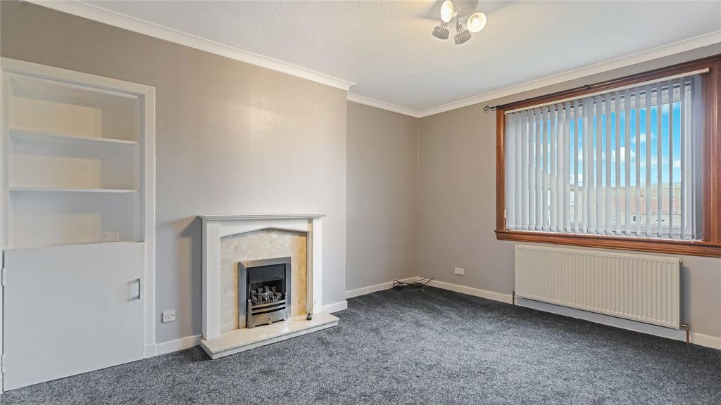 Property photo 3 of 21 Picture No. 04