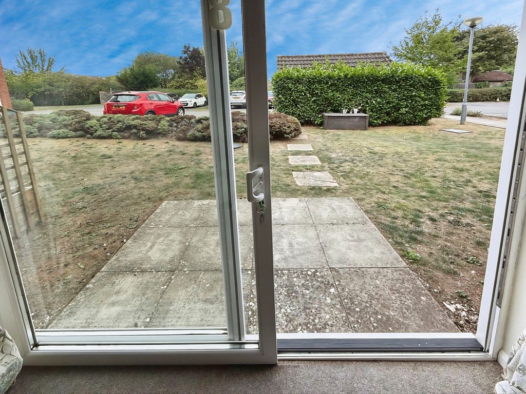 Property photo 2 of 10