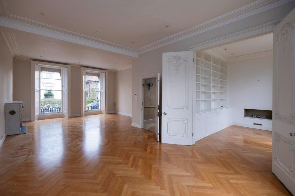 Property photo 2 of 11 Picture No. 14