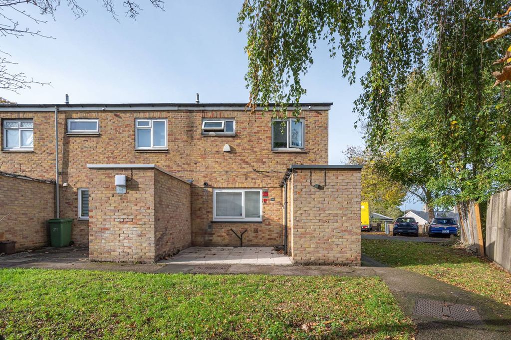 Property photo 2 of 22