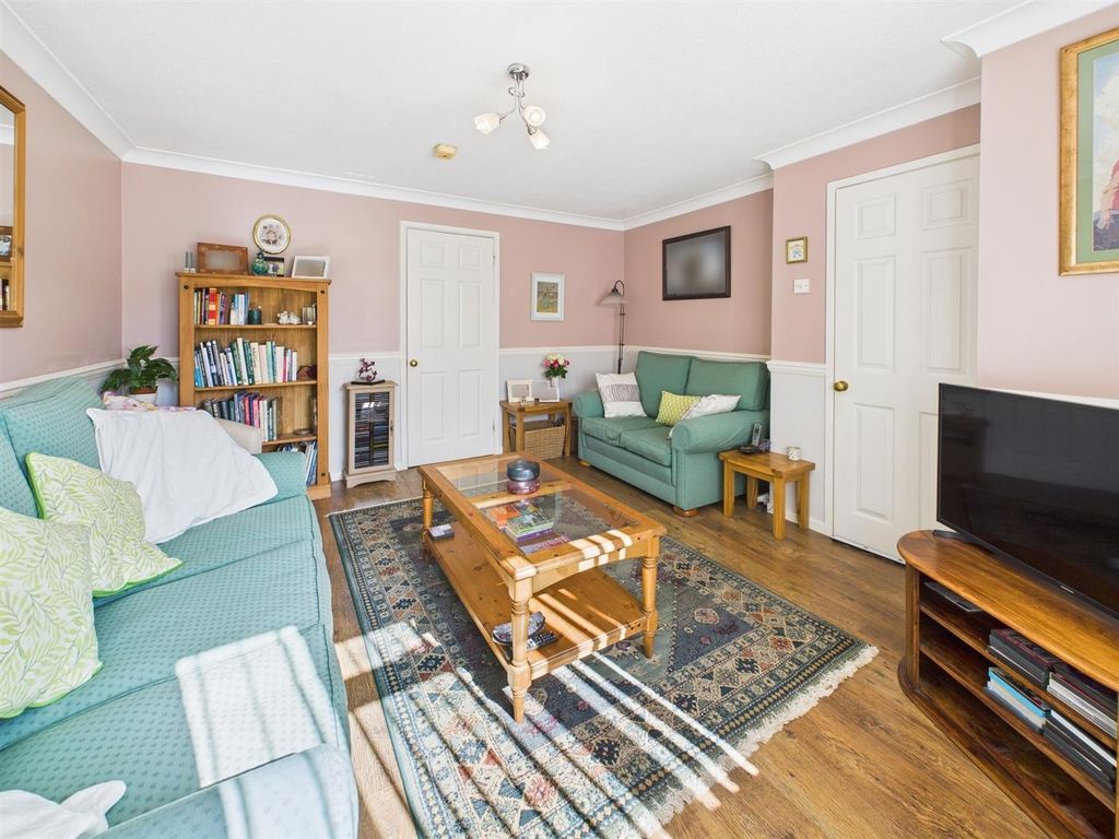 Property photo 2 of 22