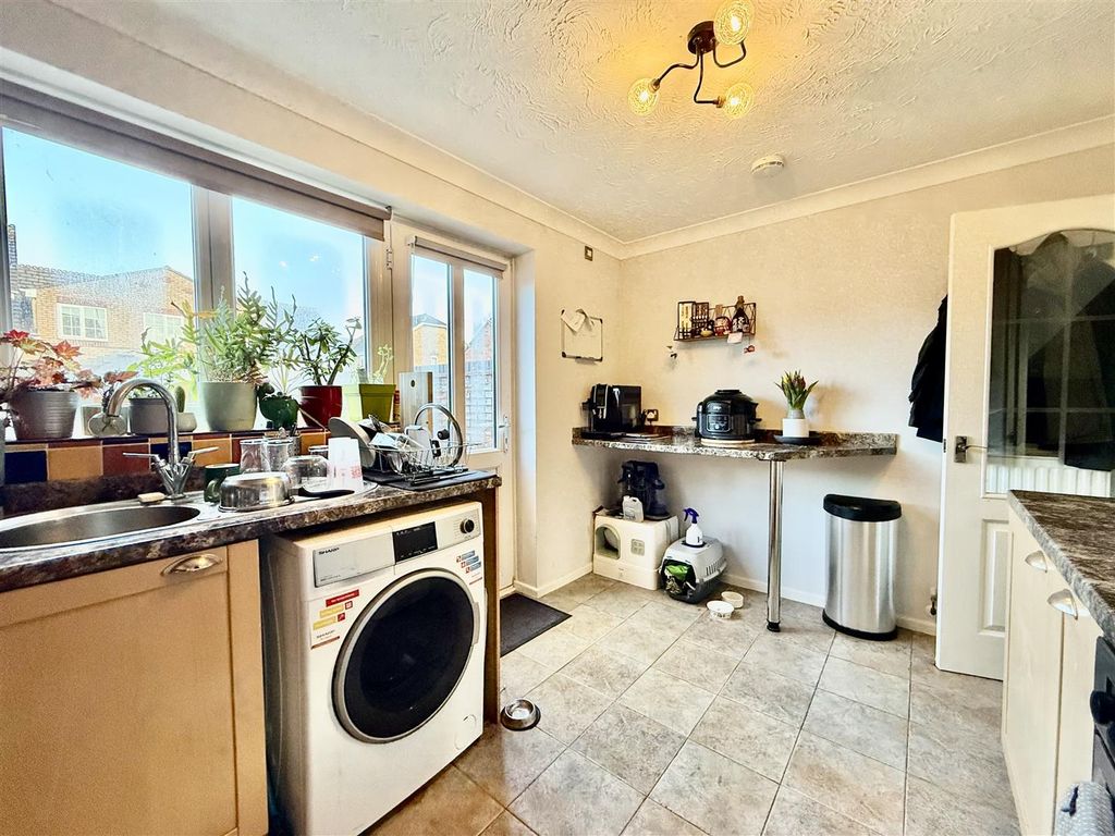 Property photo 3 of 11 Img_3806.Jpeg