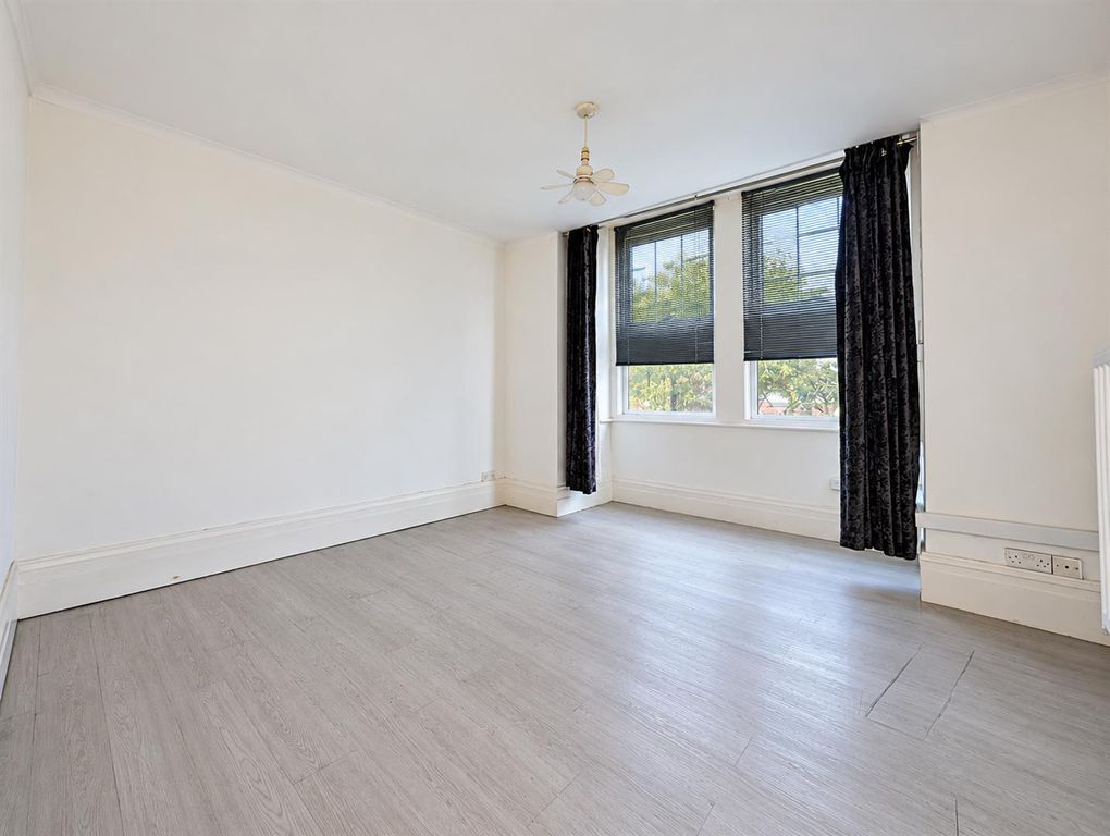 Property photo 3 of 7 1000069981.Png