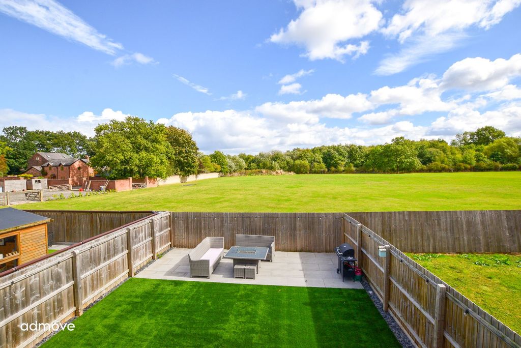 Property photo 2 of 27 Photo 6