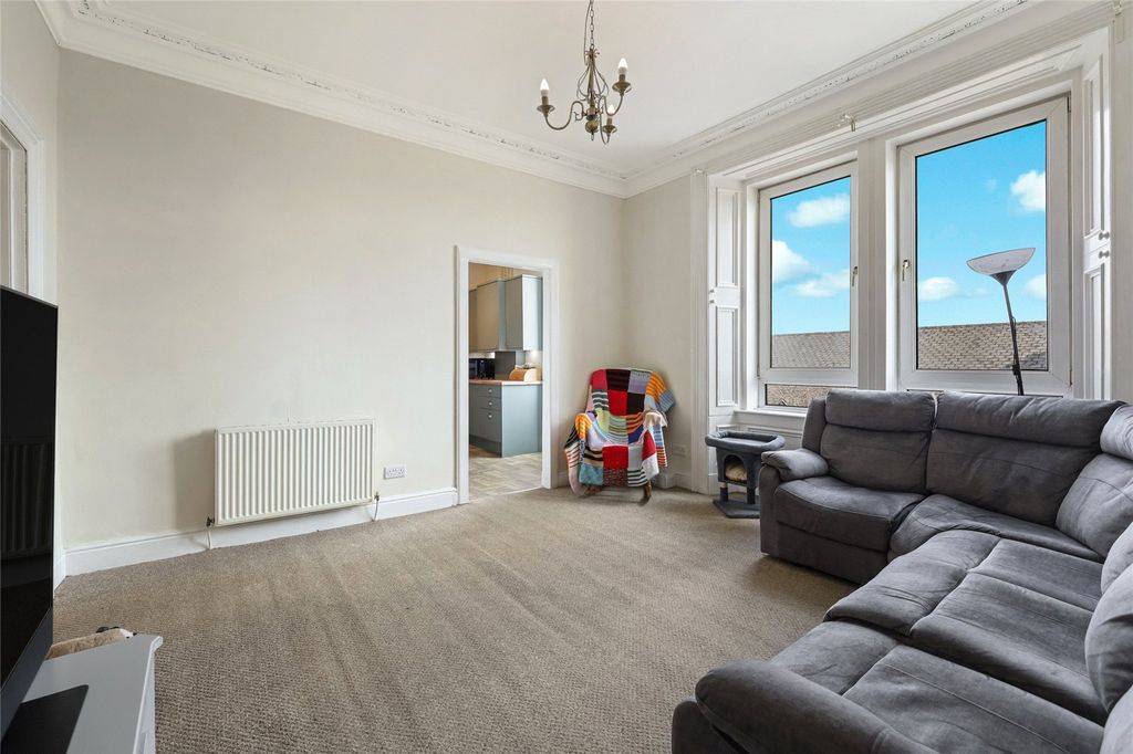 Property photo 2 of 20 Picture No. 08