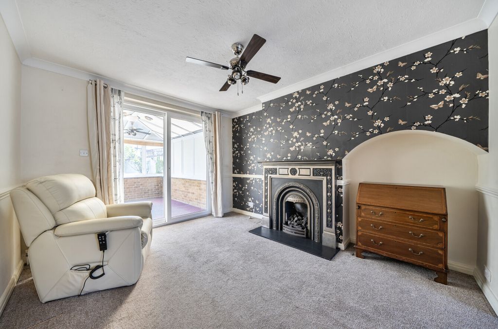 Property photo 3 of 18 Reception Room