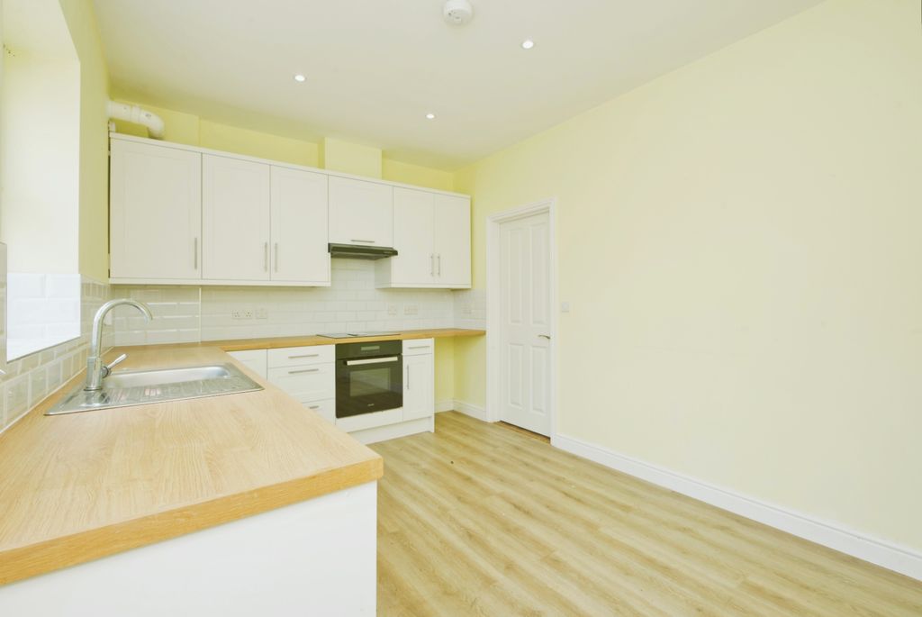 Property photo 3 of 17 Photography