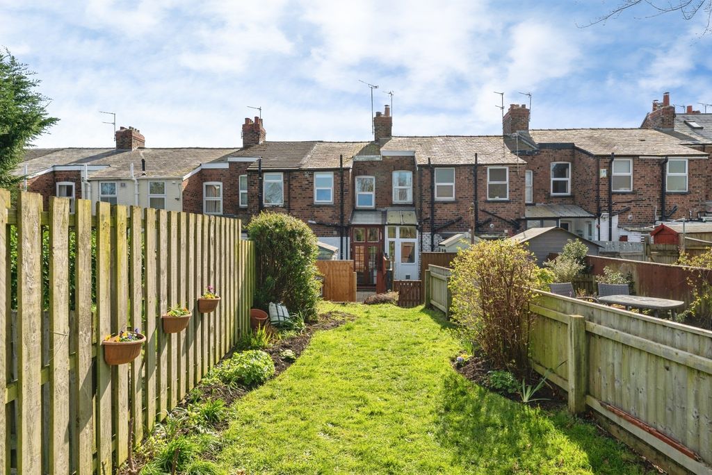 Property photo 2 of 16 Pbox-Img.Jpg