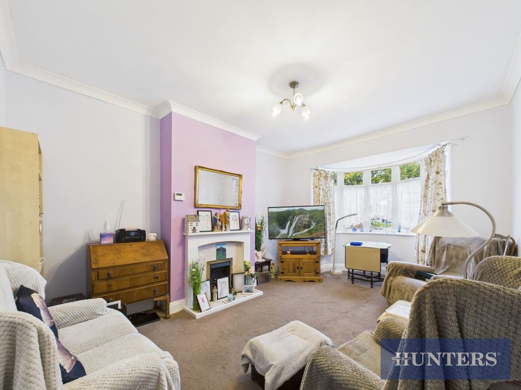 Property photo 2 of 10 Cam01494G0-Pr0451-Still008.Jpg