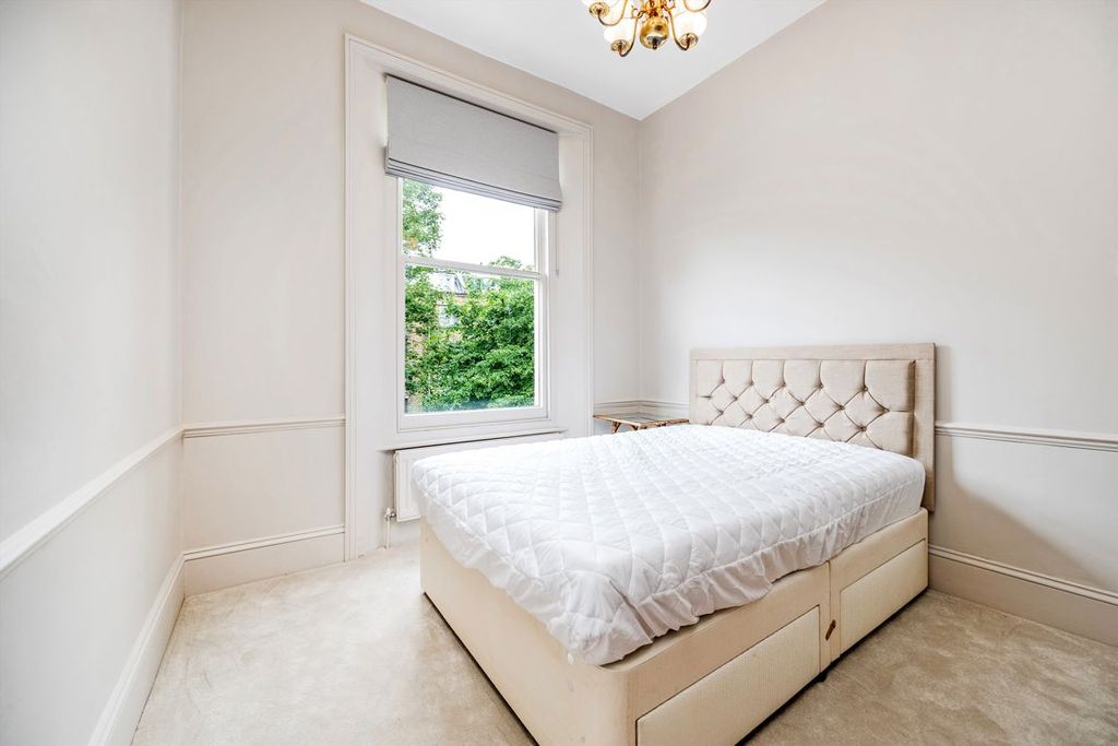 Property photo 3 of 5