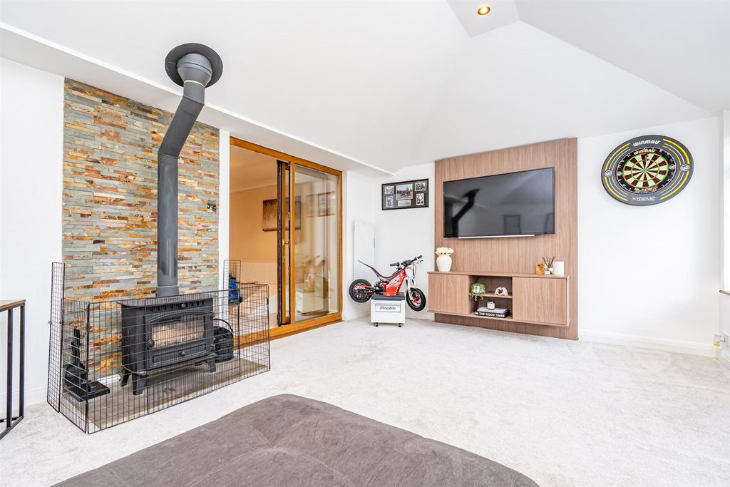 Property photo 2 of 28 Family Room