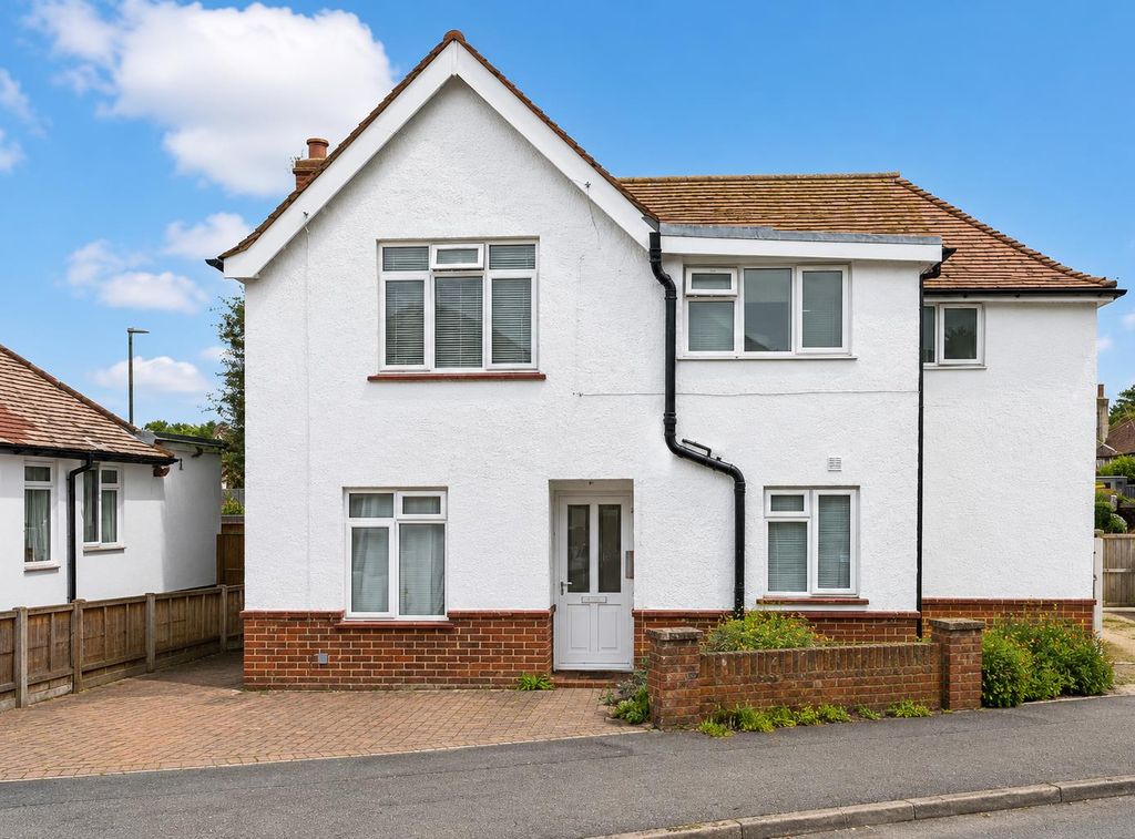 Property photo 1 of 9 310.Png