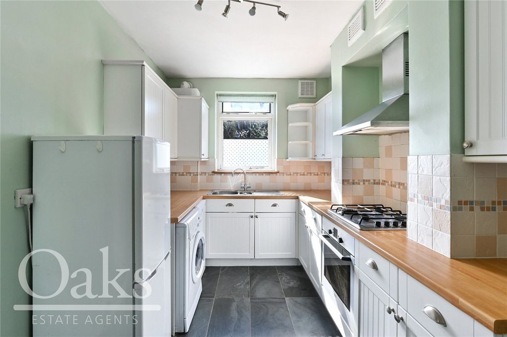 Property photo 3 of 8 Picture No. 02