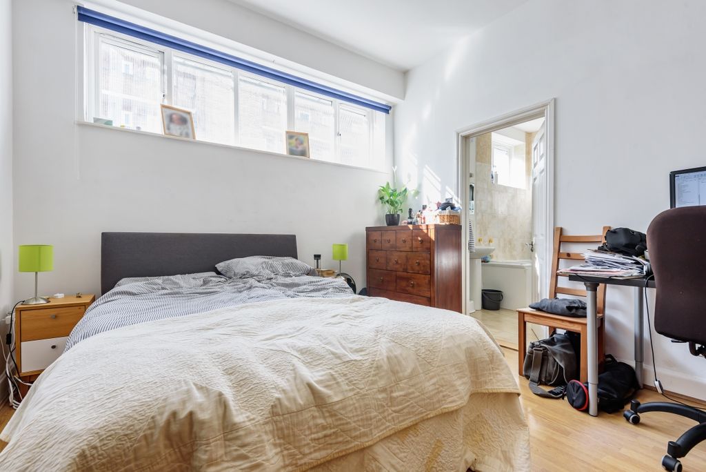 Property photo 3 of 7 779928 (4)