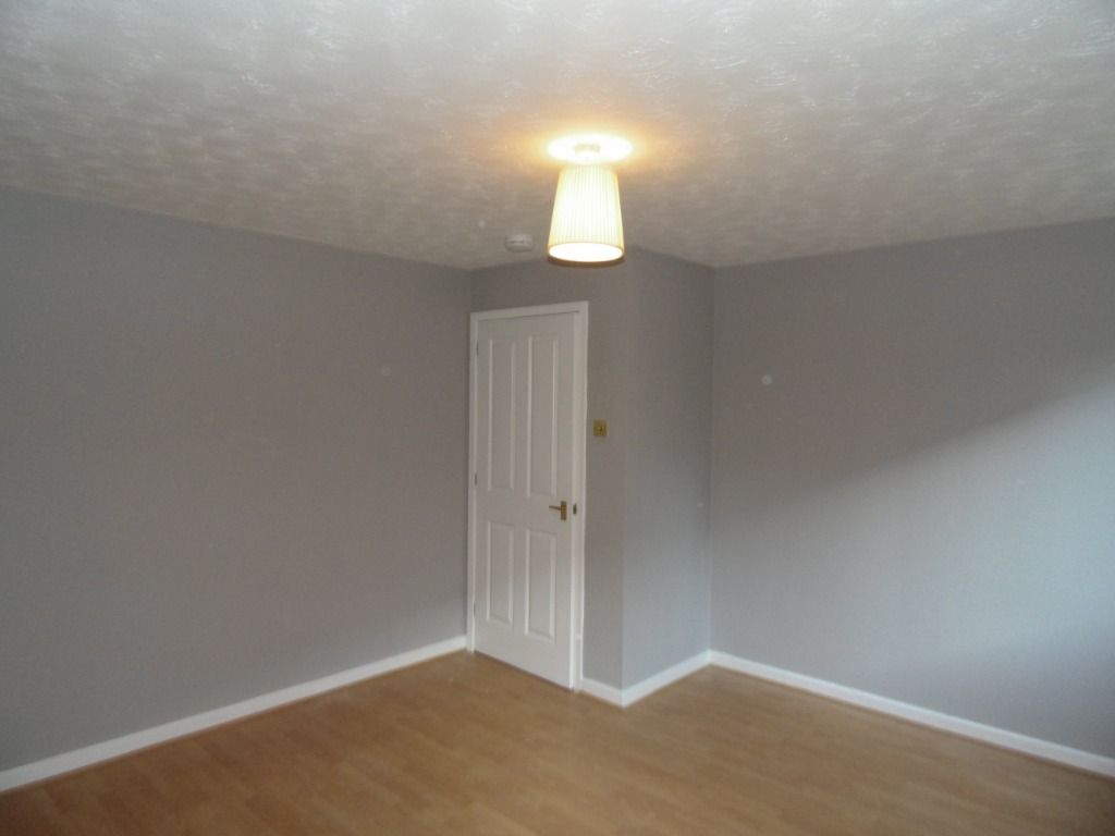 Property photo 3 of 7 Photo 3