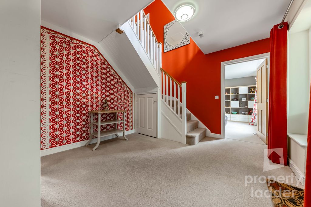 Property photo 2 of 27 Pl-7