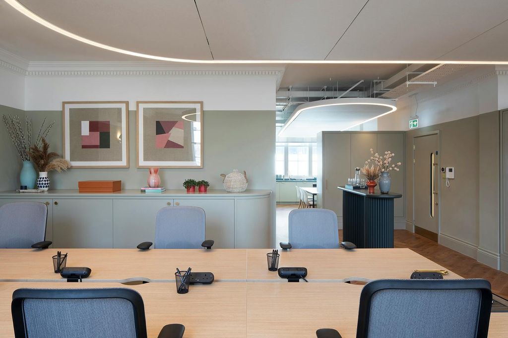 Property photo 3 of 17 253961.Jpg