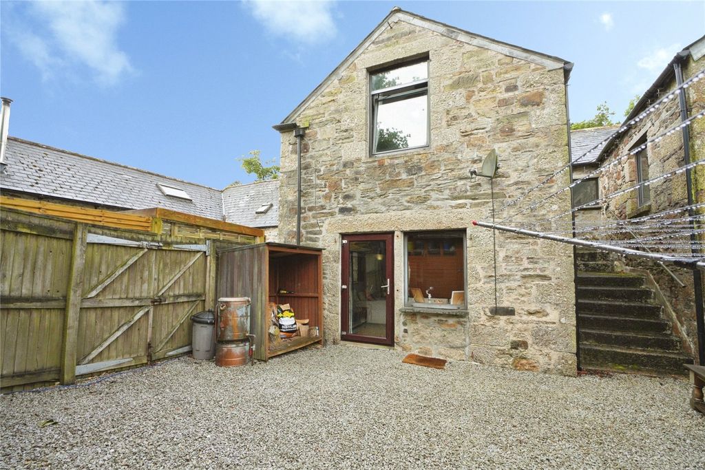 Property photo 2 of 21 Picture No. 39