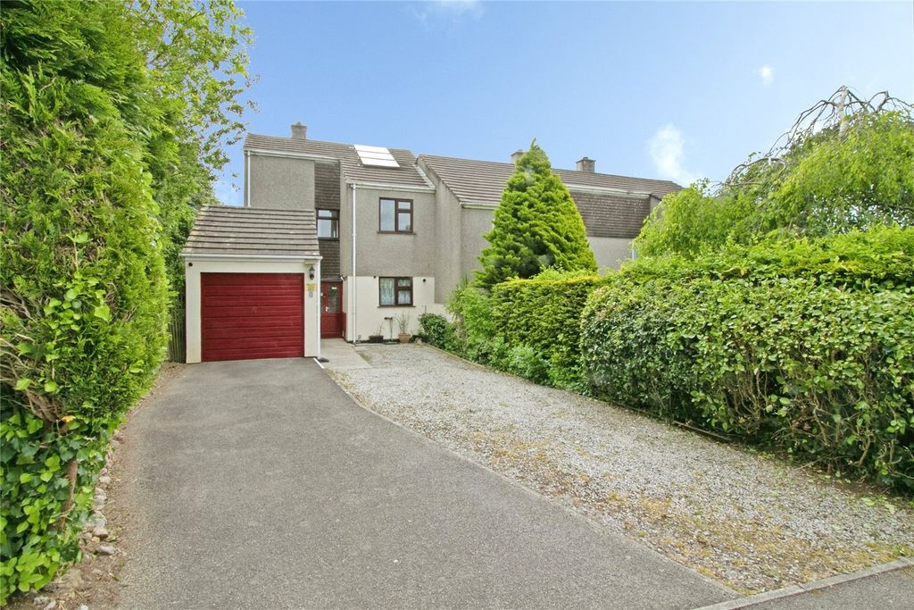 Property photo 1 of 14 Front