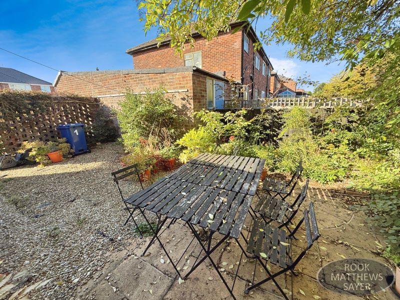 Property photo 3 of 11 Photo 8