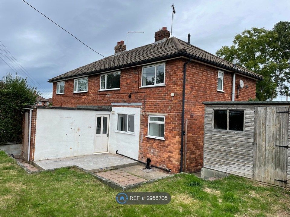 Property photo 2 of 14