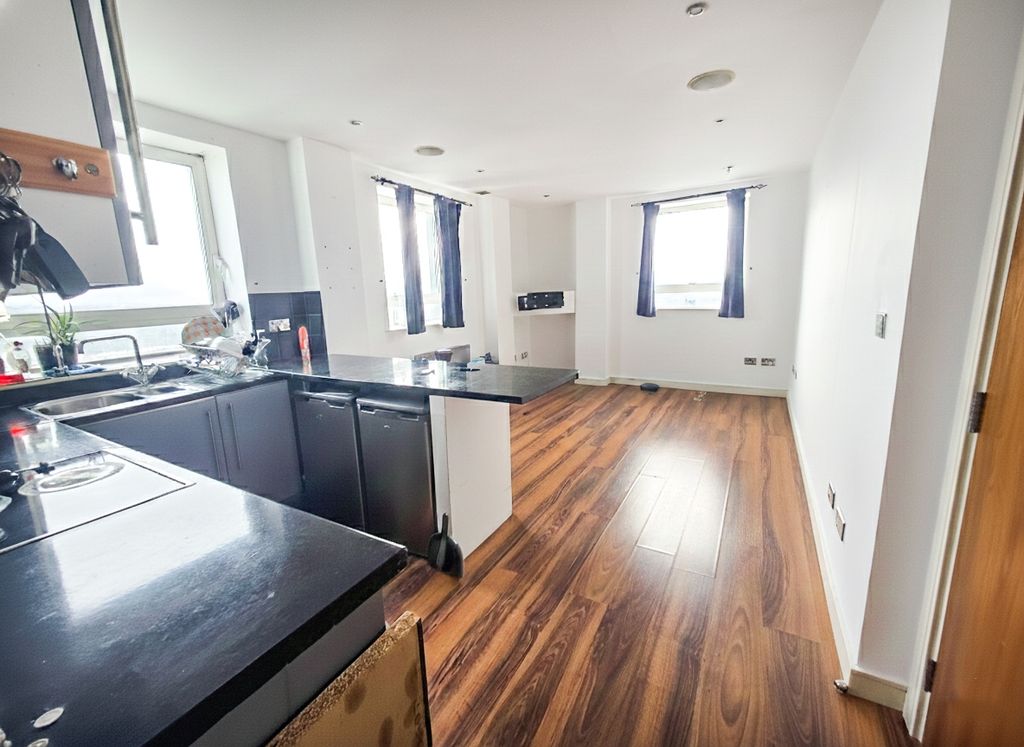 Property photo 2 of 7 Pbox-Img.Jpg