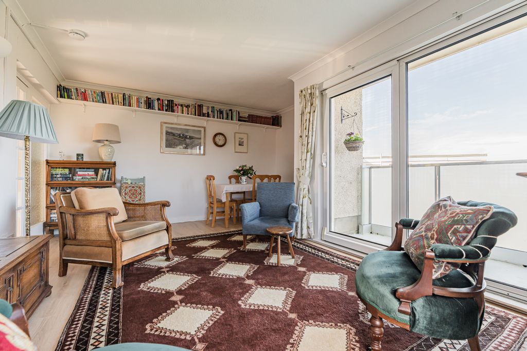 Property photo 2 of 21 Property Image 2