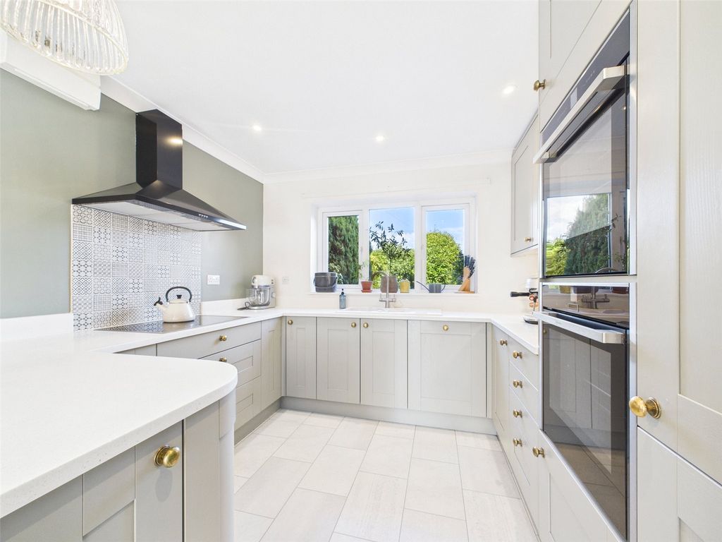 Property photo 3 of 19 Picture No. 22