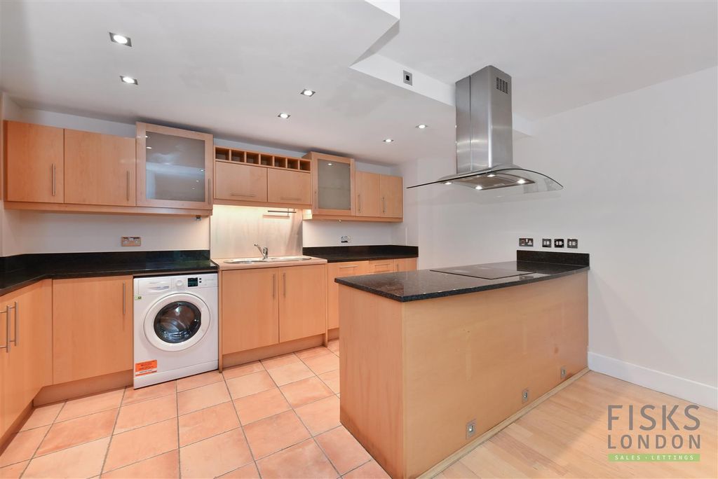 Property photo 3 of 13 Flat 5 Millharbour (7).Jpg