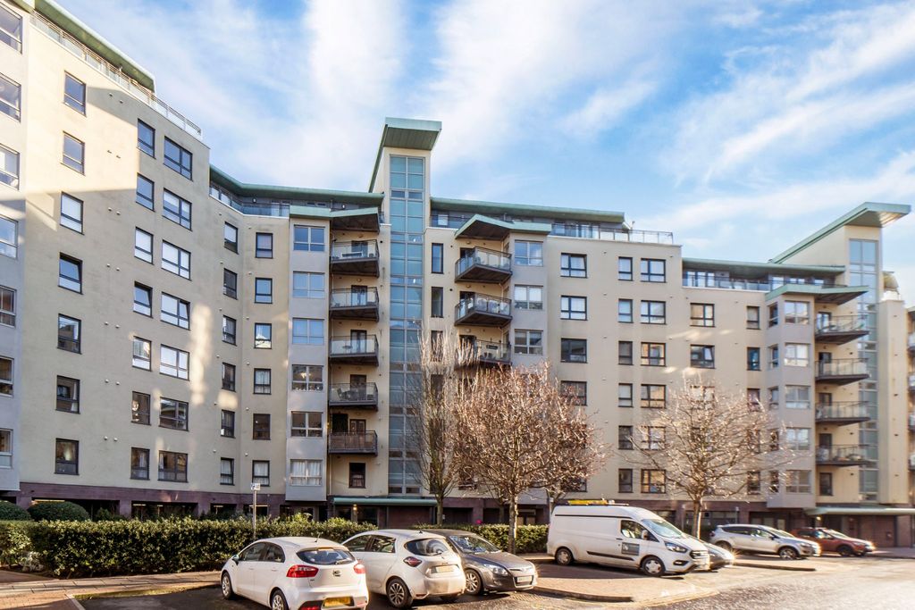 Property photo 1 of 14 4481782