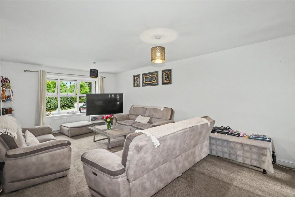 Property photo 3 of 18 Picture No. 16