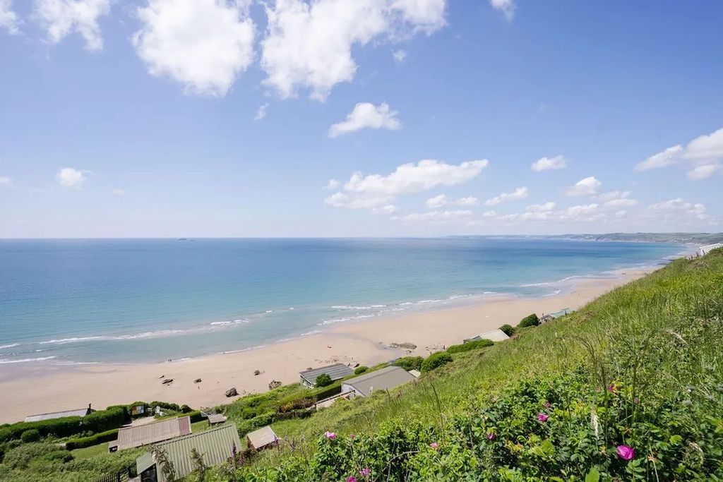 Property photo 2 of 19 Whitsand Bay