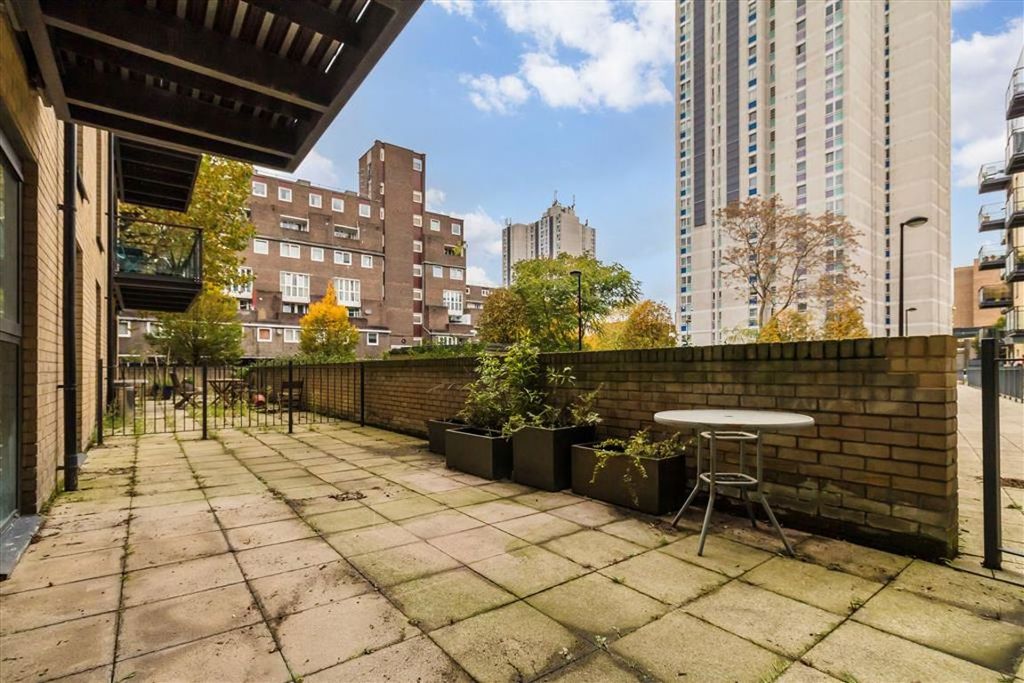 Property photo 3 of 8