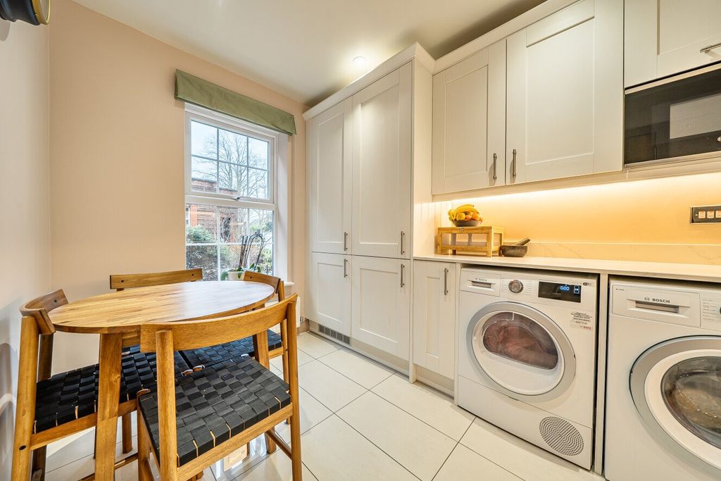 Property photo 2 of 17 Picture No. 07