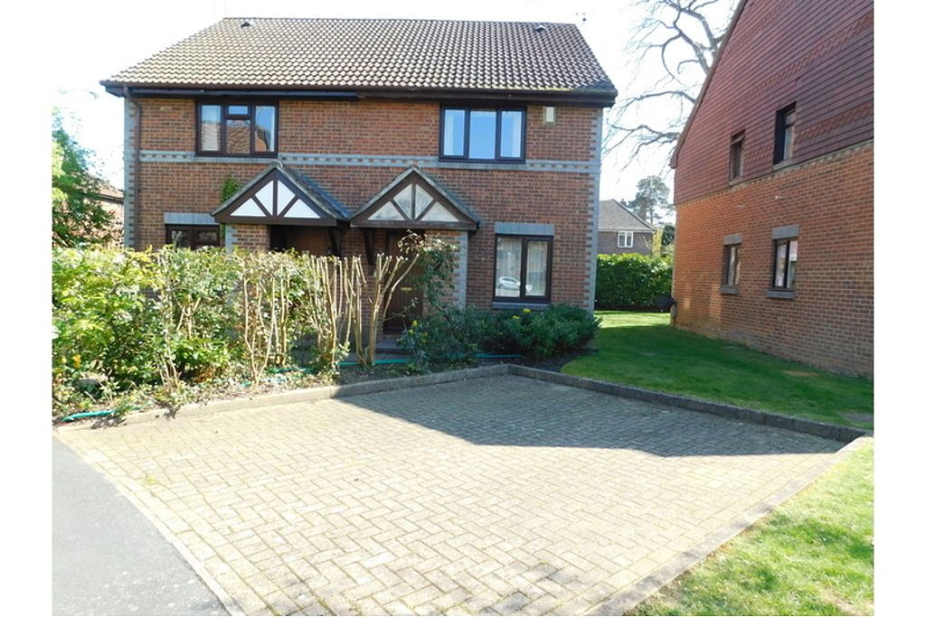 Property photo 1 of 5