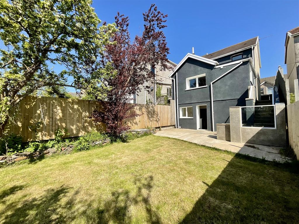 Property photo 2 of 37 Img_0719.Jpeg