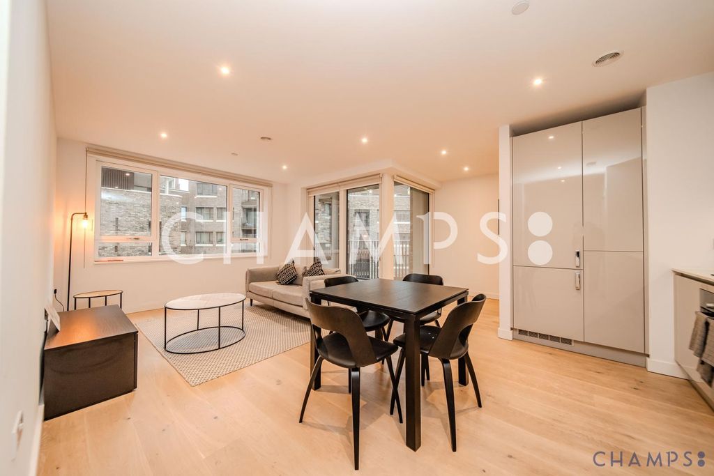 Property photo 3 of 17 Gallery