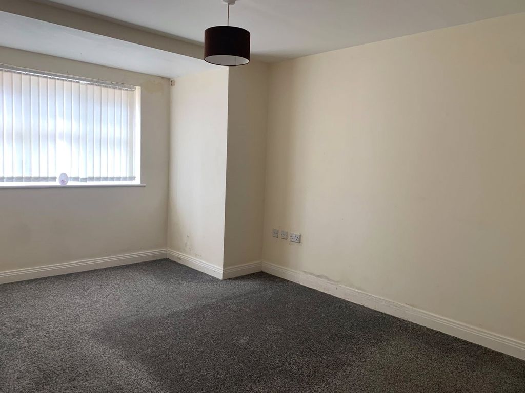 Property photo 3 of 7 Picture No. 02