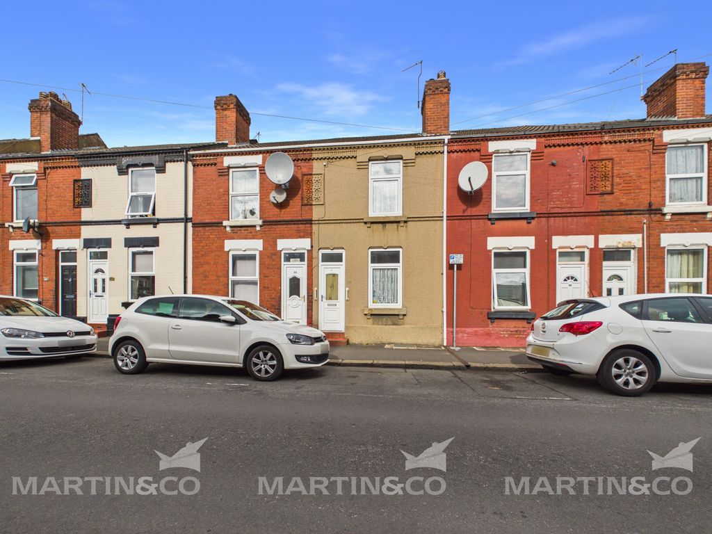 Property photo 1 of 10 Cam02406G0-Pr0680-Still010