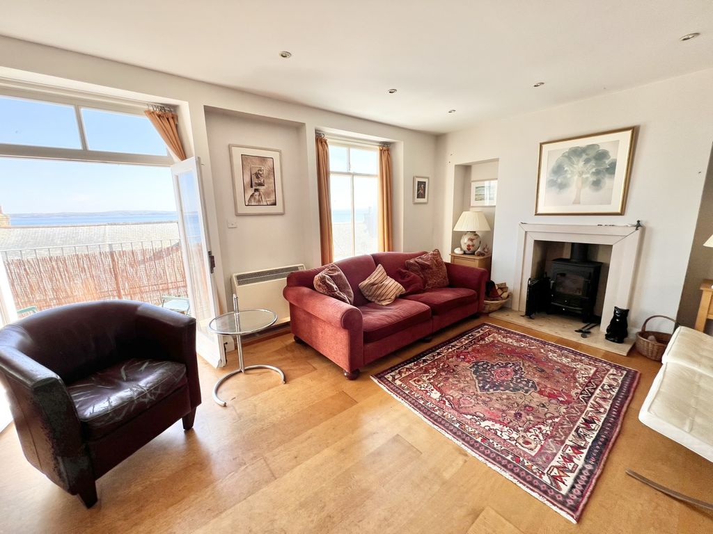Property photo 2 of 24 Gallery