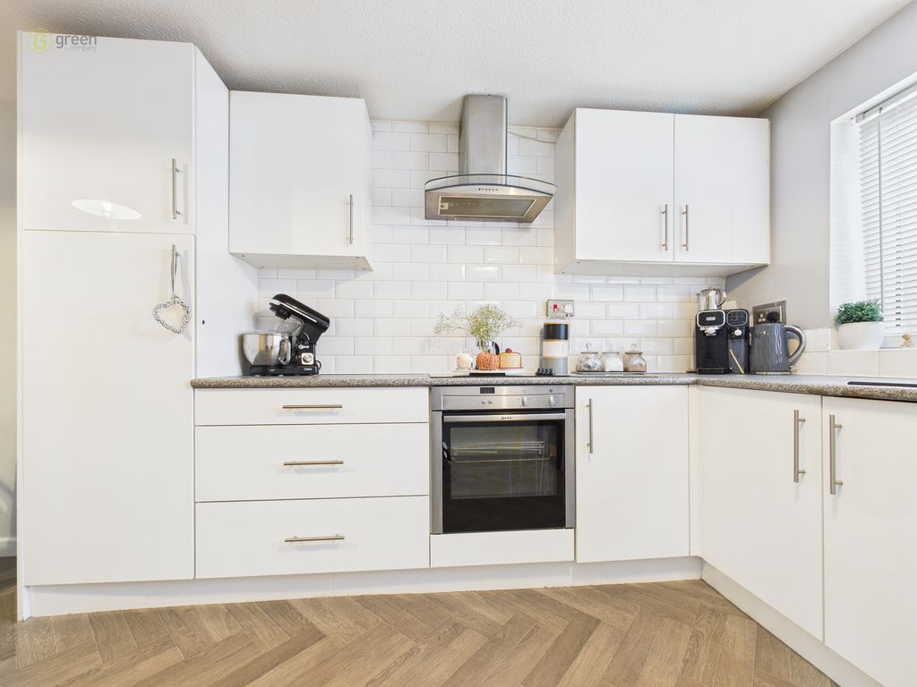 Property photo 2 of 33 Cam01332G0Pr0648Still006