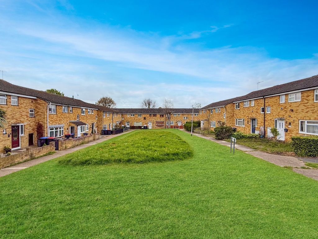 Property photo 3 of 16