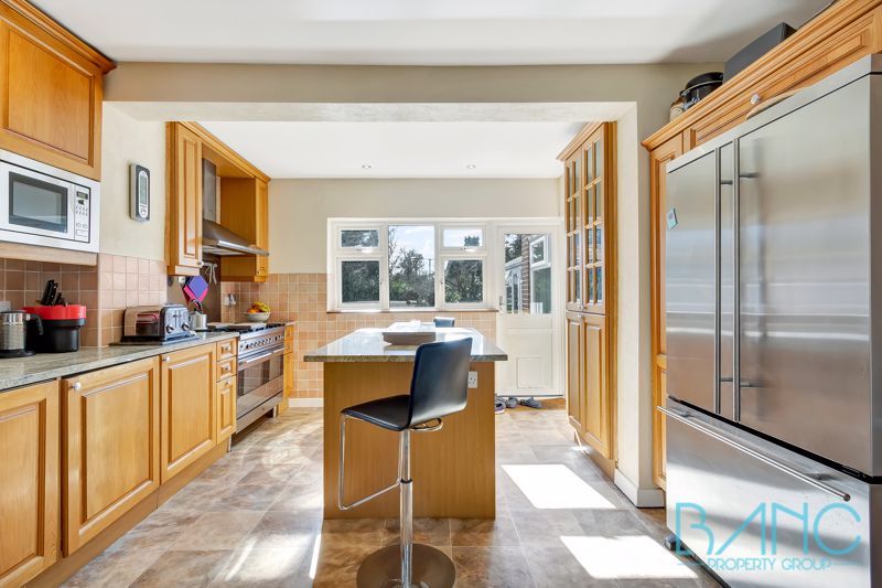 Property photo 3 of 20 Photo 18